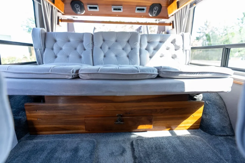 1991 GMC Vandura 2500 Starcraft Conversion Van